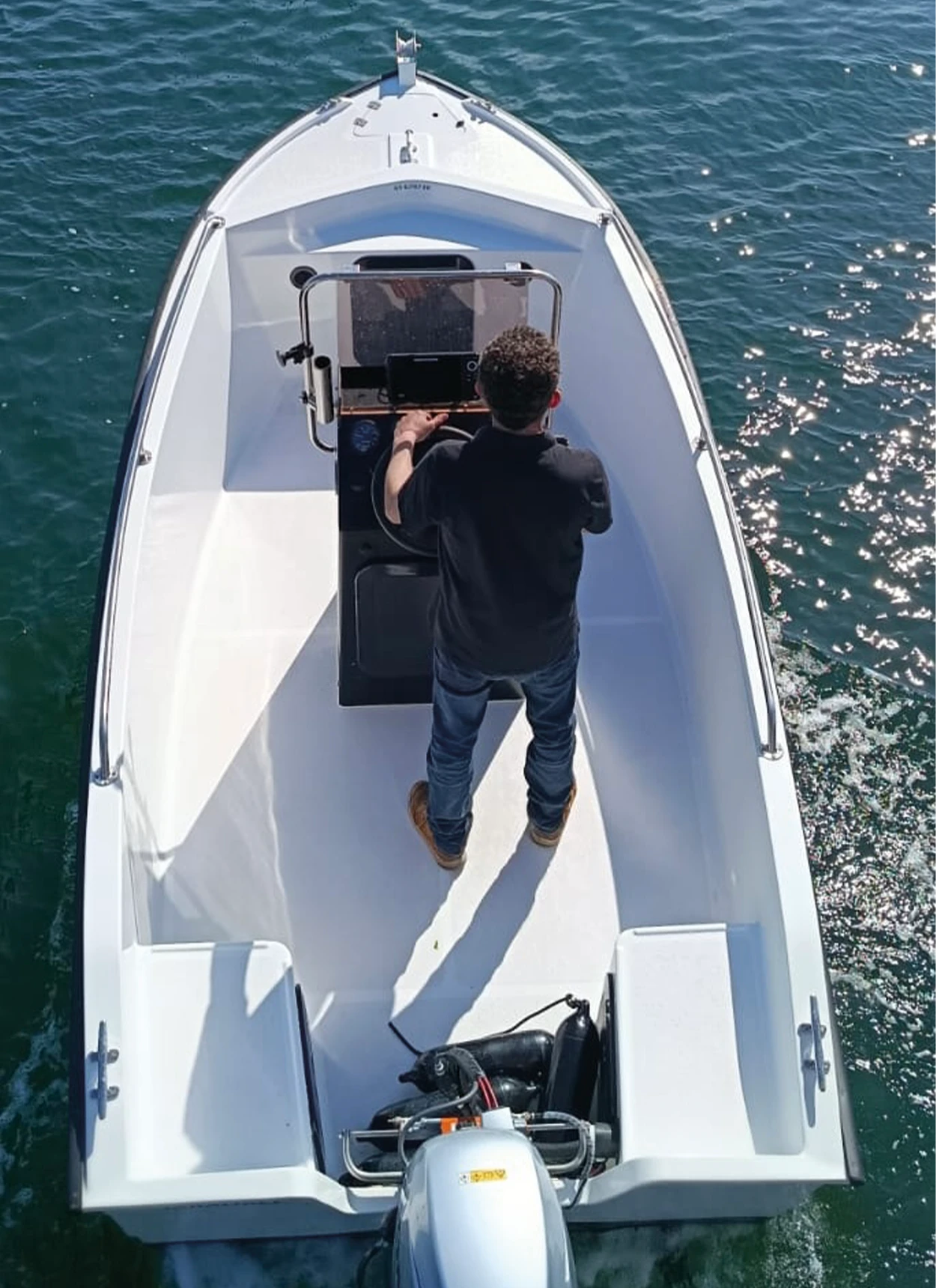 Le Jabadao avec ses deux coffres arrières et son coffre de proue.